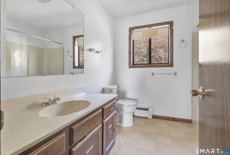 95 Country Hill Road Naugatuck CT 06770