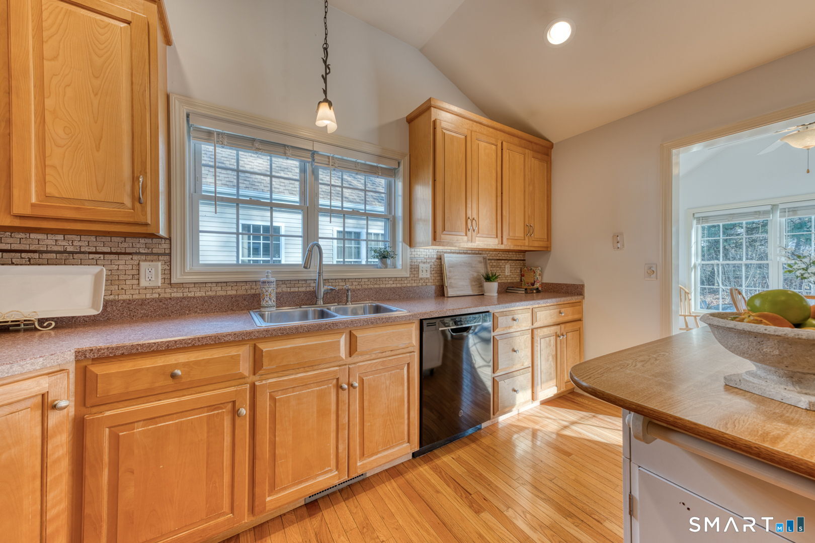 18 Compass Court East Lyme CT 06357