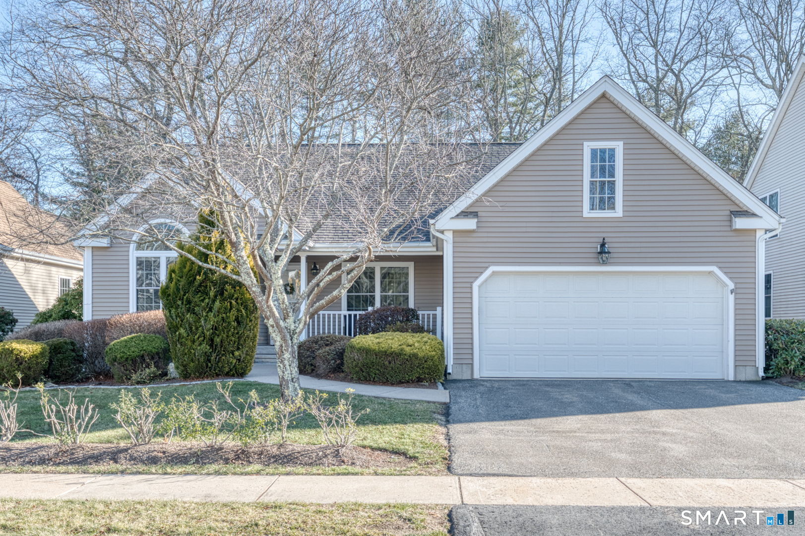 18 Compass Court East Lyme CT 06357