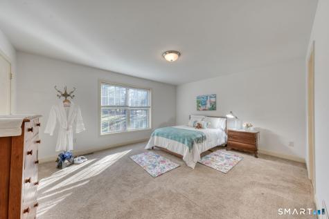 18 Compass Court East Lyme CT 06357