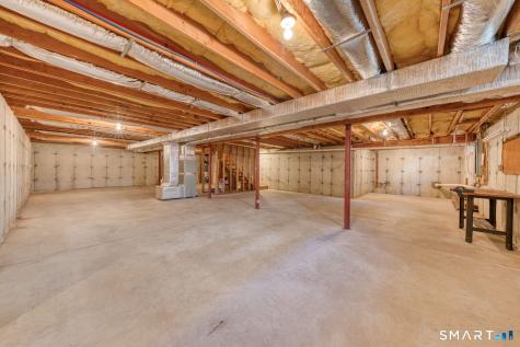 18 Compass Court East Lyme CT 06357