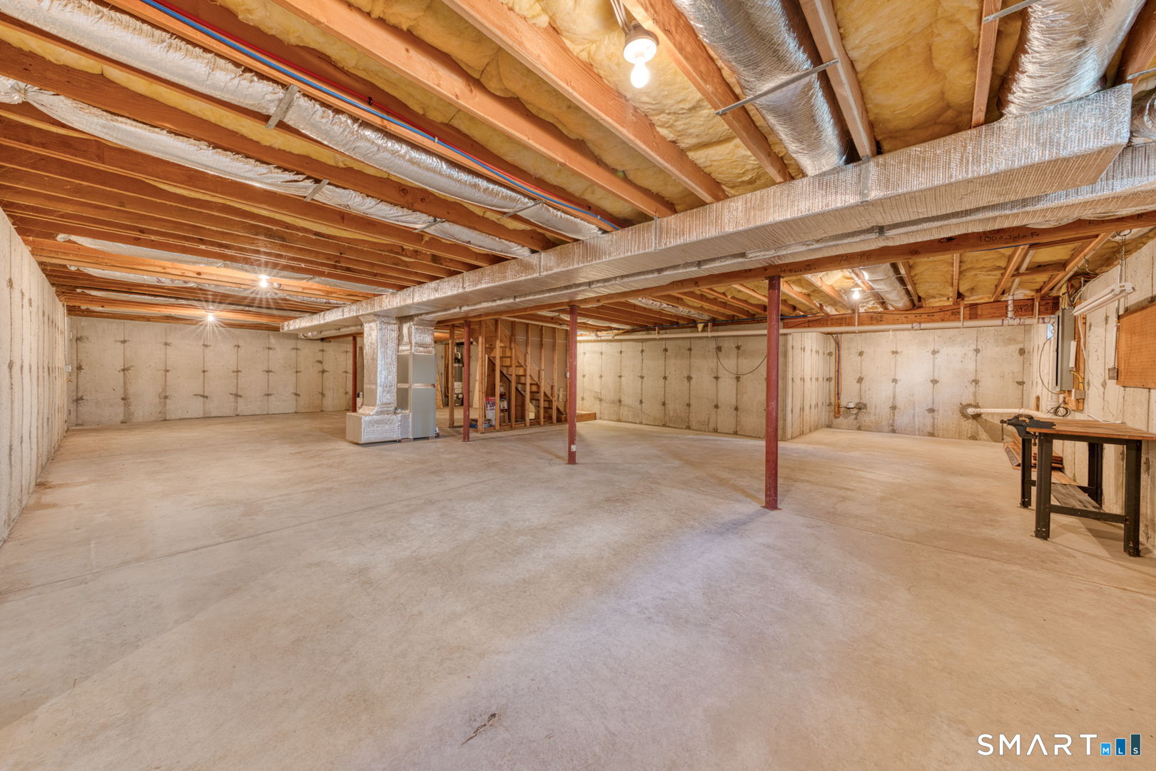 18 Compass Court East Lyme CT 06357