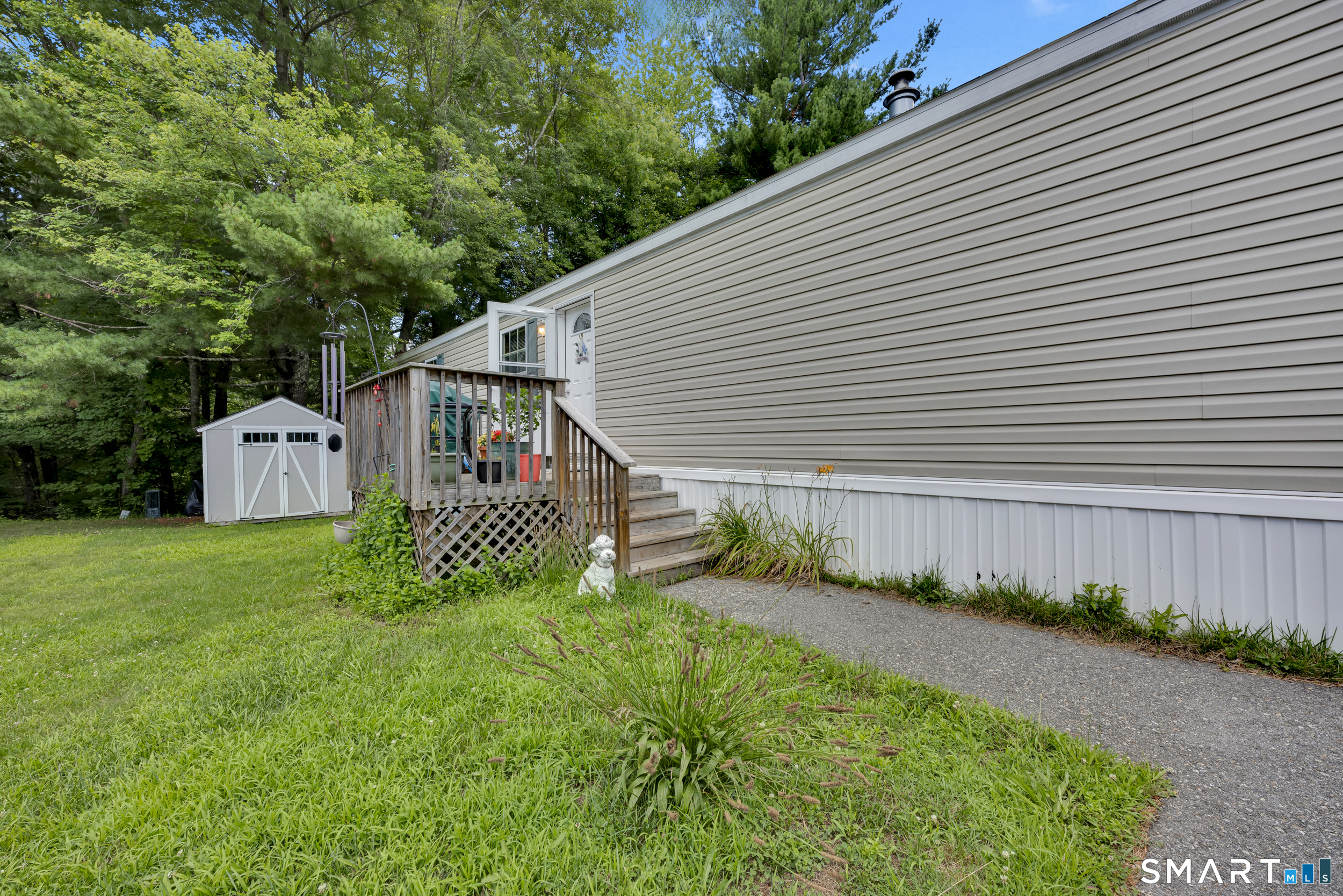 65 R And R Park Killingly CT 06241