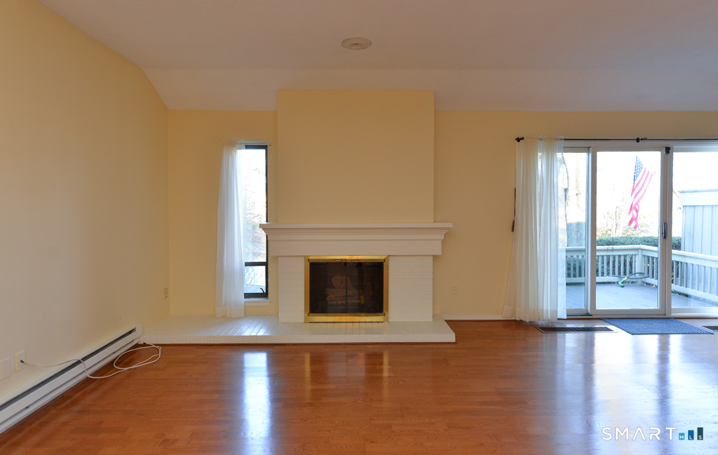 16 Heritage Village Southbury CT 06488