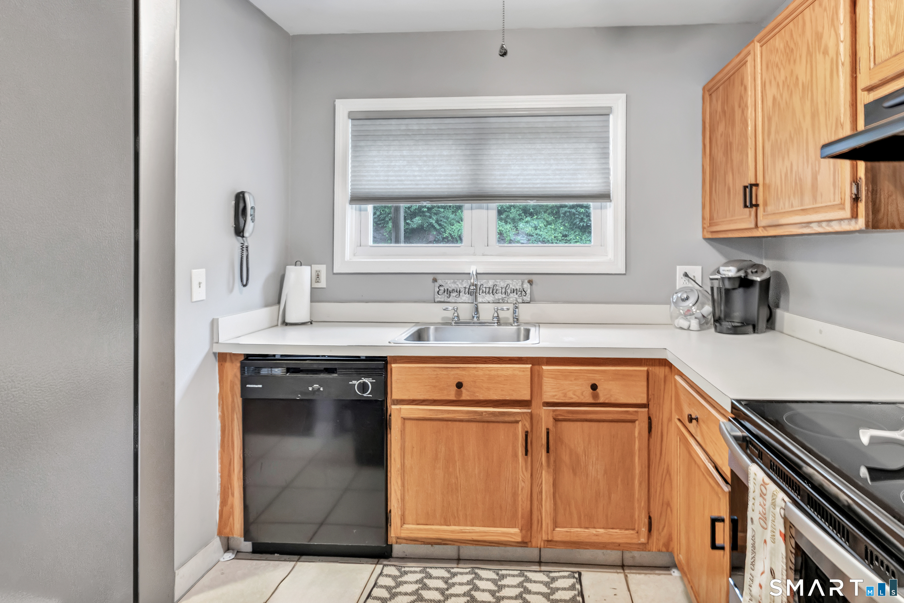 173 Russo Avenue East Haven CT 06513