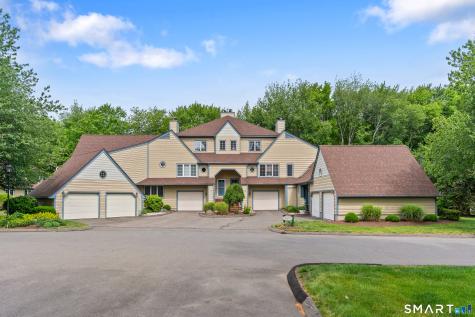 14 L Hermitage Drive Shelton CT 06484