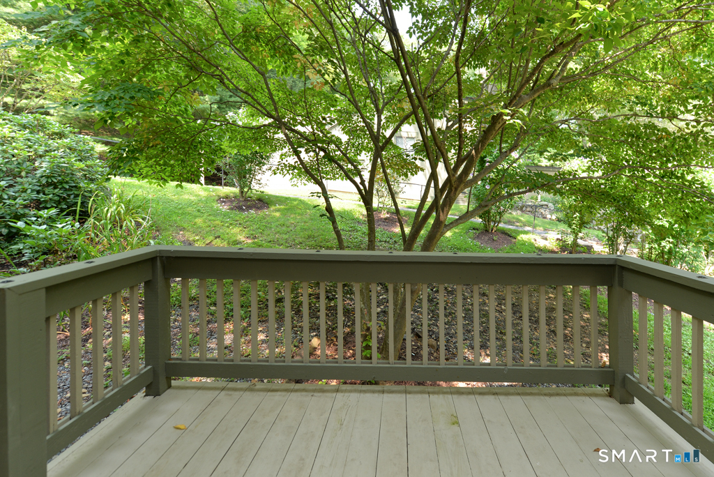 1016 Heritage Village Southbury CT 06488