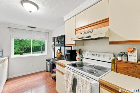4 Clubhouse Drive Cromwell CT 06416
