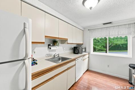 4 Clubhouse Drive Cromwell CT 06416