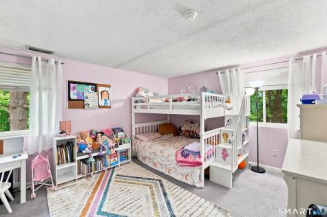 4 Clubhouse Drive Cromwell CT 06416