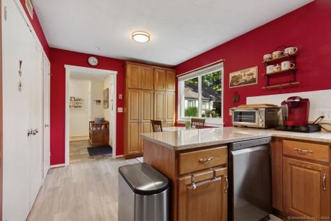 920 Heritage Village Southbury CT 06488