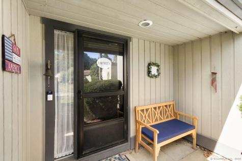 920 Heritage Village Southbury CT 06488