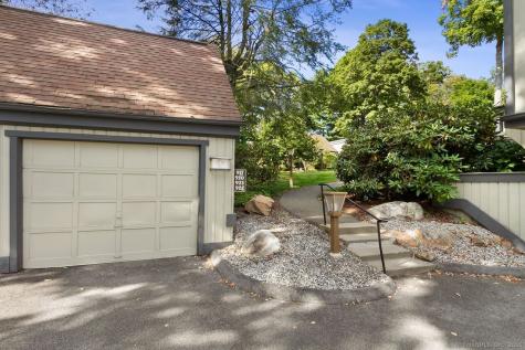 920 Heritage Village Southbury CT 06488