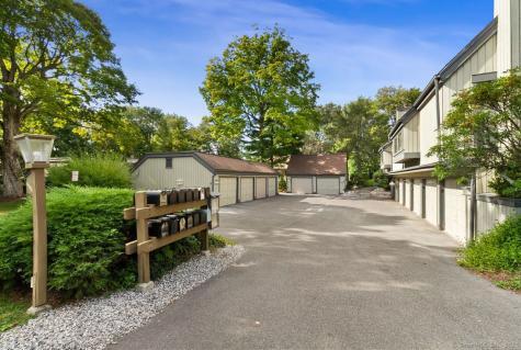 920 Heritage Village Southbury CT 06488