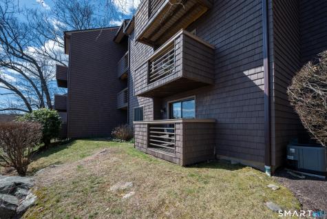 166 Old Brookfield Road Danbury CT 06811