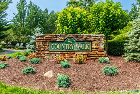43 Country Walk Shelton CT 06484