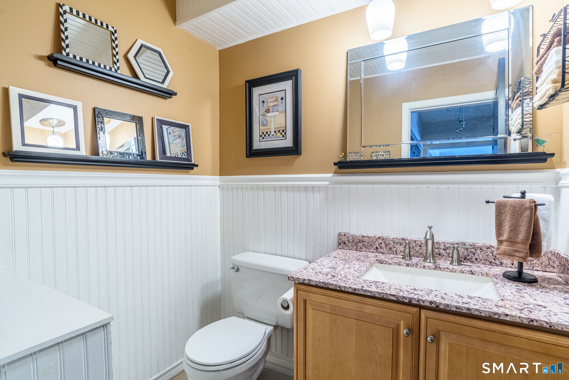 43 Country Walk Shelton CT 06484