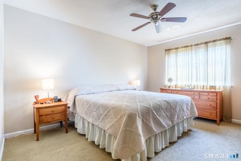 43 Country Walk Shelton CT 06484