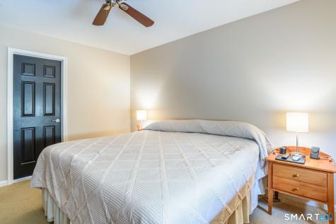 43 Country Walk Shelton CT 06484