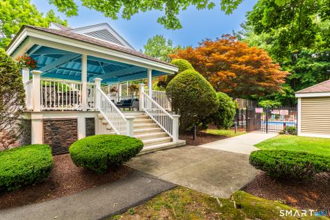 43 Country Walk Shelton CT 06484