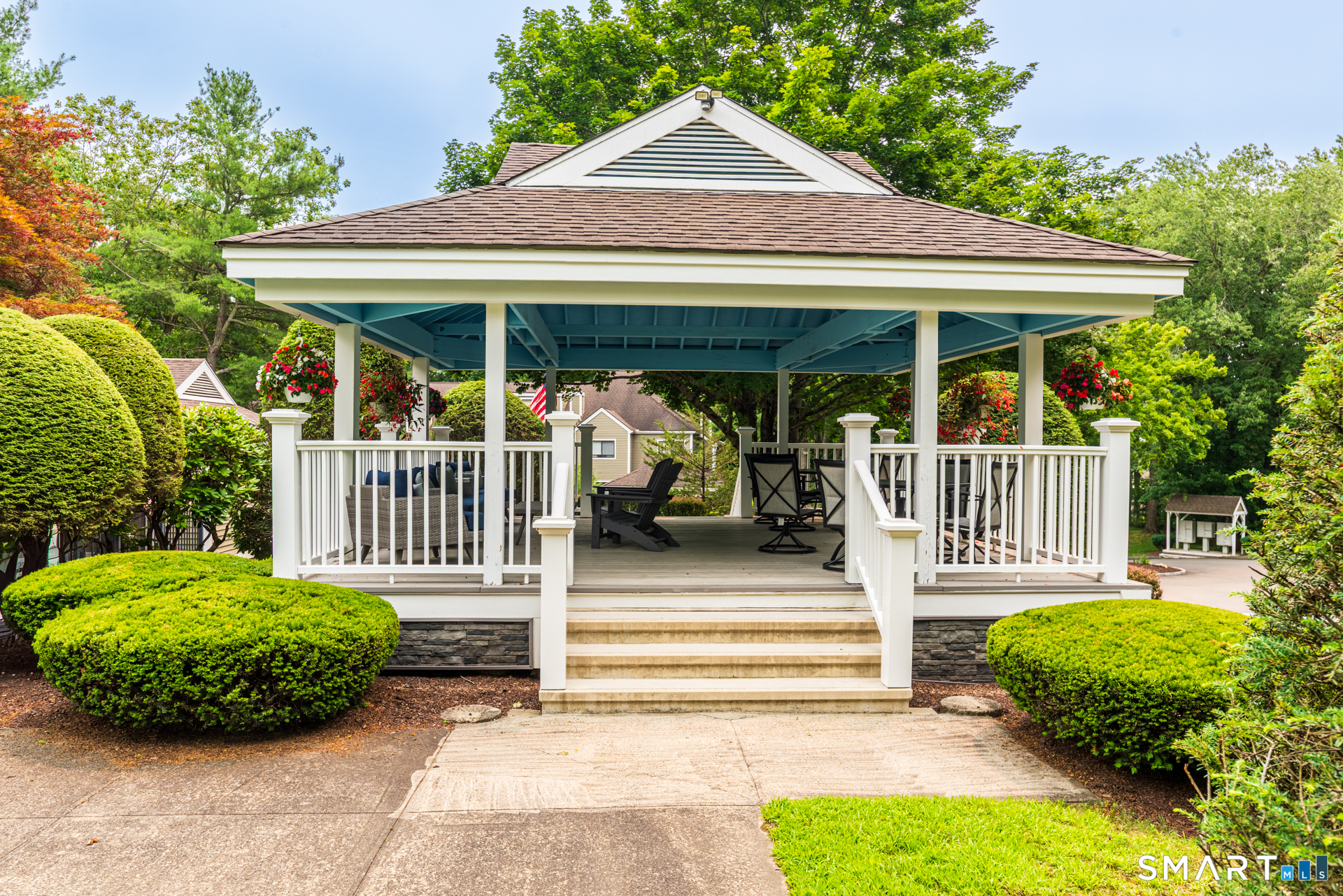 43 Country Walk Shelton CT 06484
