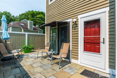 43 Country Walk Shelton CT 06484