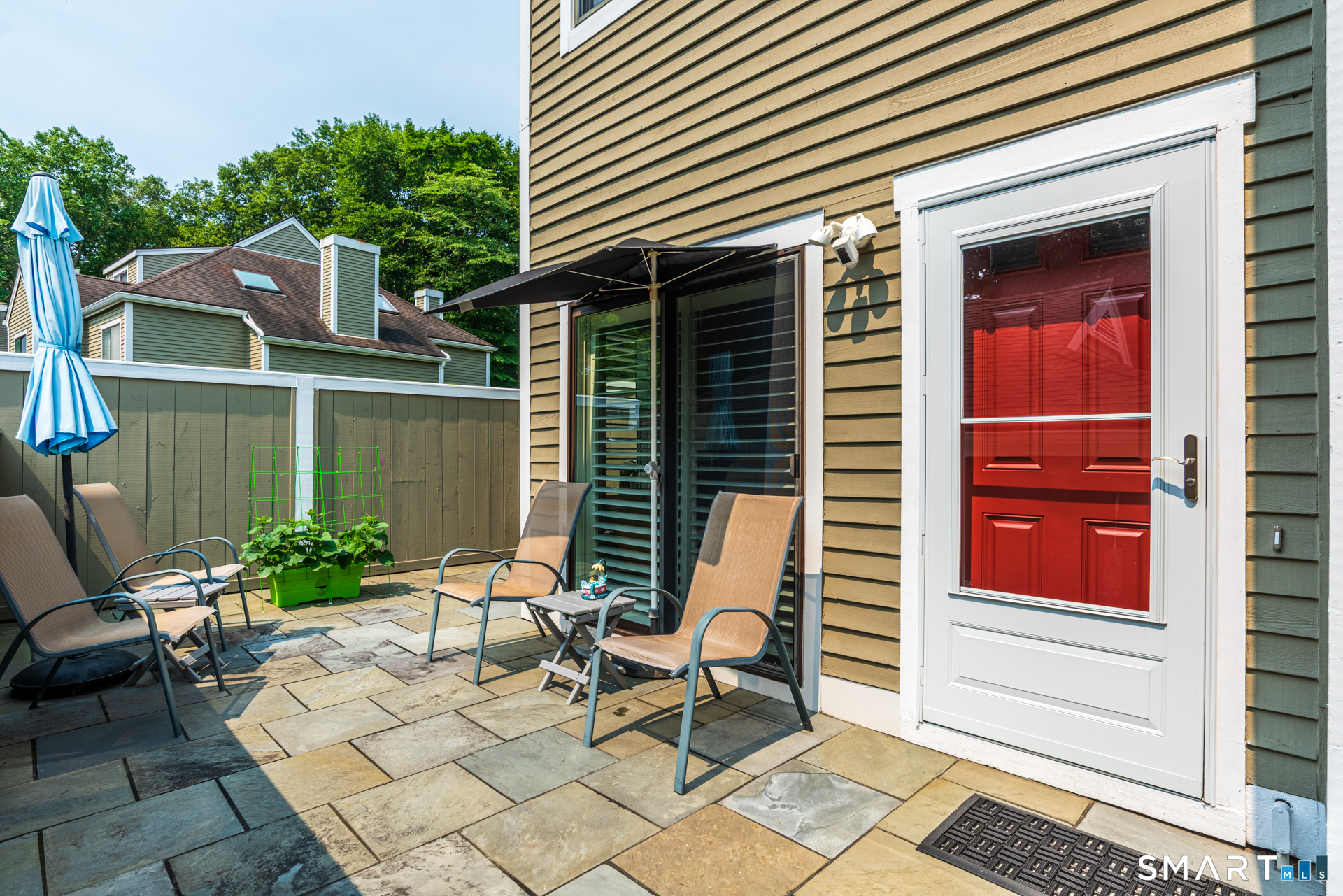 43 Country Walk Shelton CT 06484