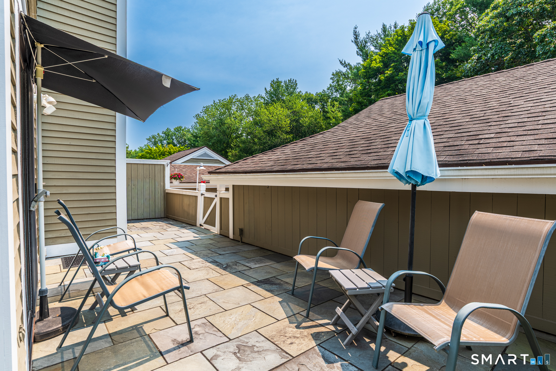 43 Country Walk Shelton CT 06484