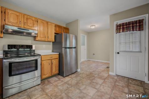 220 Algonquin Trail Trumbull CT 06611