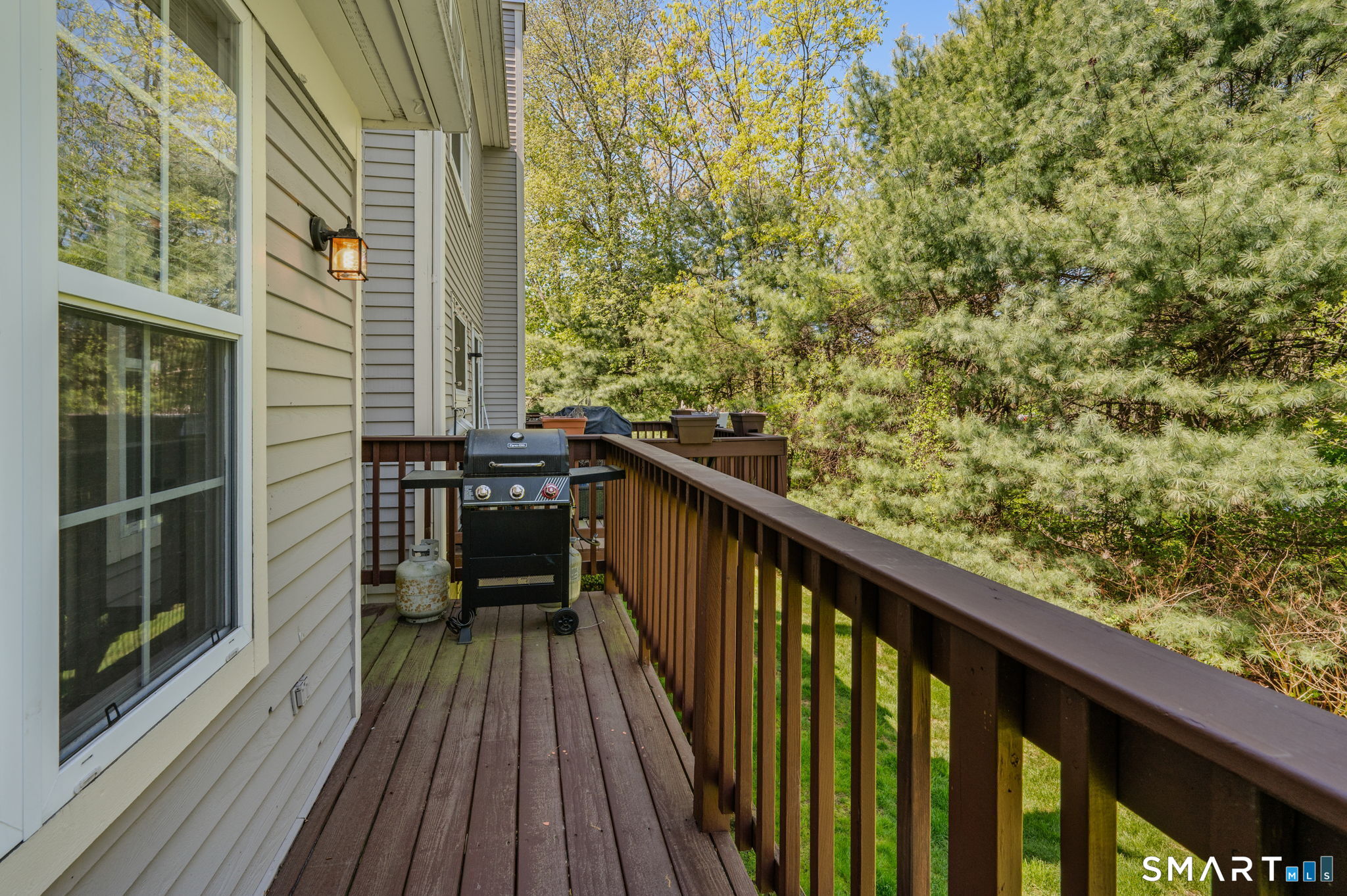 220 Algonquin Trail Trumbull CT 06611