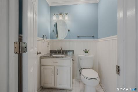 220 Algonquin Trail Trumbull CT 06611