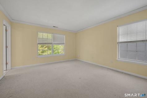 220 Algonquin Trail Trumbull CT 06611
