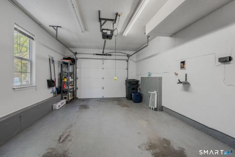 220 Algonquin Trail Trumbull CT 06611