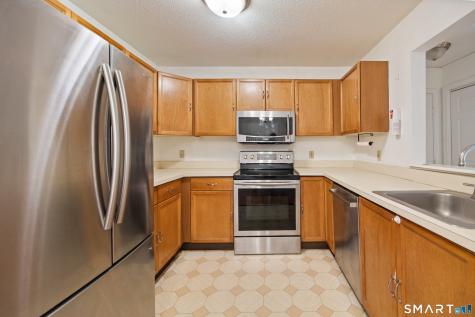 30 Rockledge Loop Torrington CT 06790