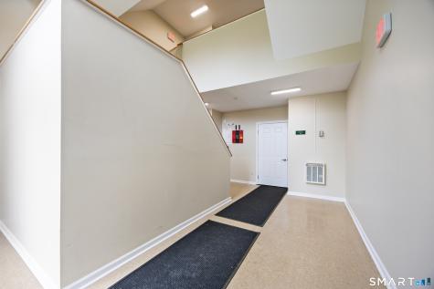 30 Rockledge Loop Torrington CT 06790
