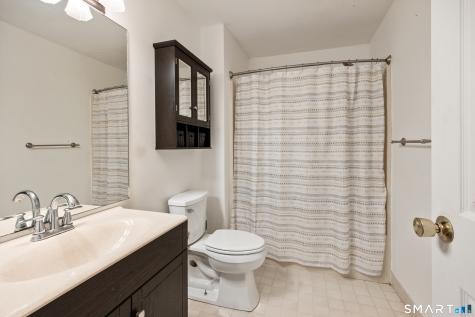 30 Rockledge Loop Torrington CT 06790