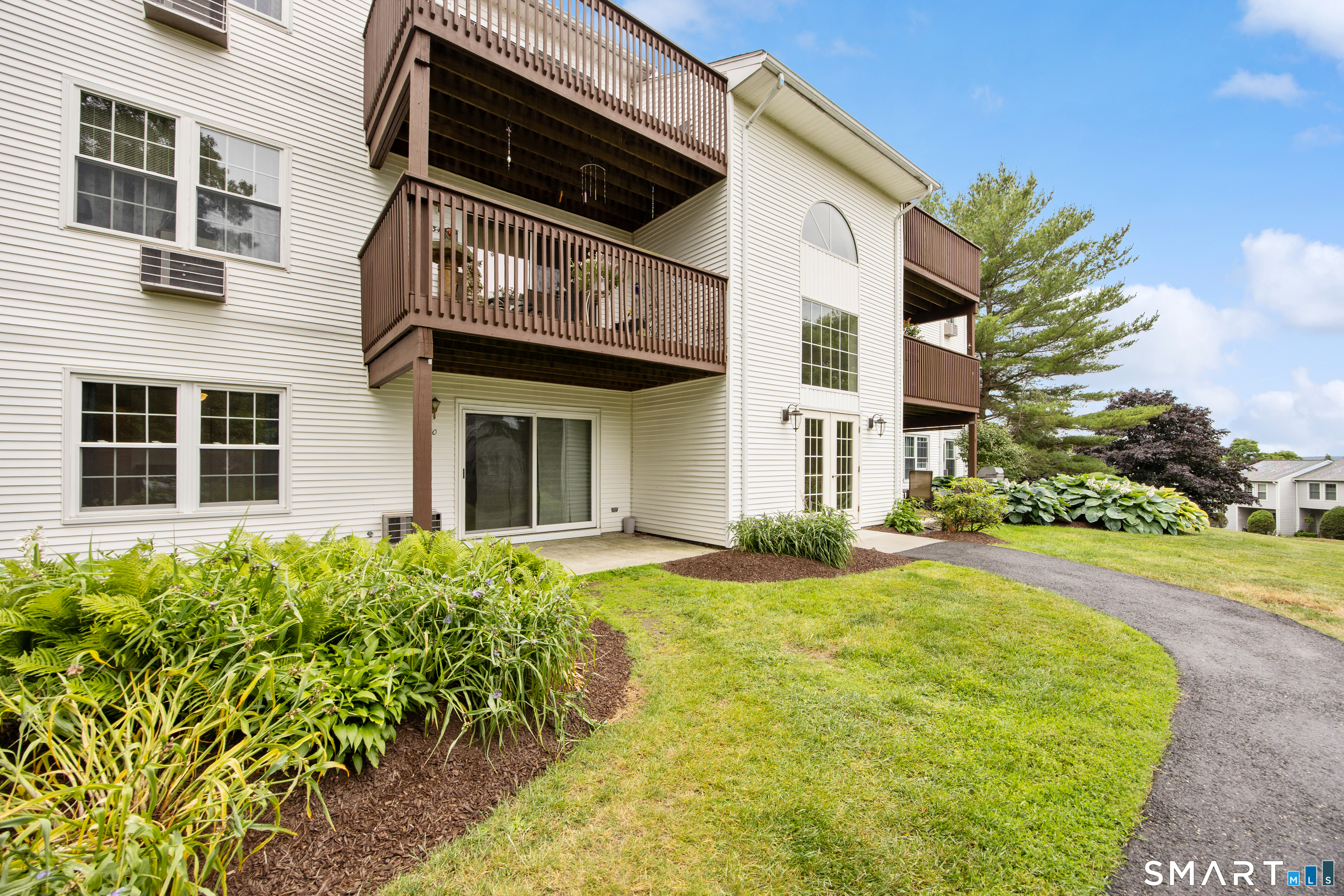 30 Rockledge Loop Torrington CT 06790