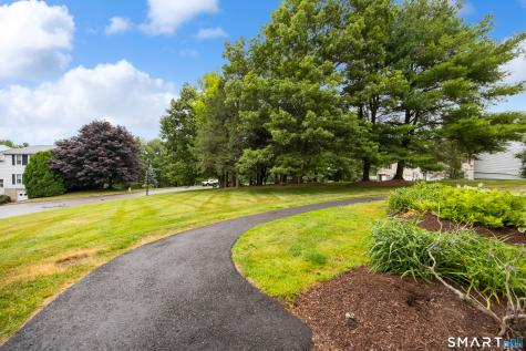 30 Rockledge Loop Torrington CT 06790