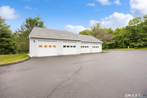 30 Rockledge Loop Torrington CT 06790
