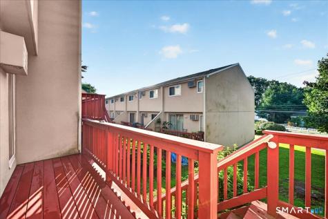 576 Shennecossett Road Groton CT 06340