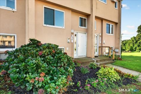576 Shennecossett Road Groton CT 06340