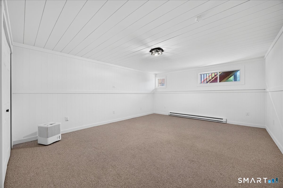 576 Shennecossett Road Groton CT 06340