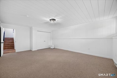576 Shennecossett Road Groton CT 06340