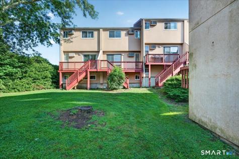 576 Shennecossett Road Groton CT 06340