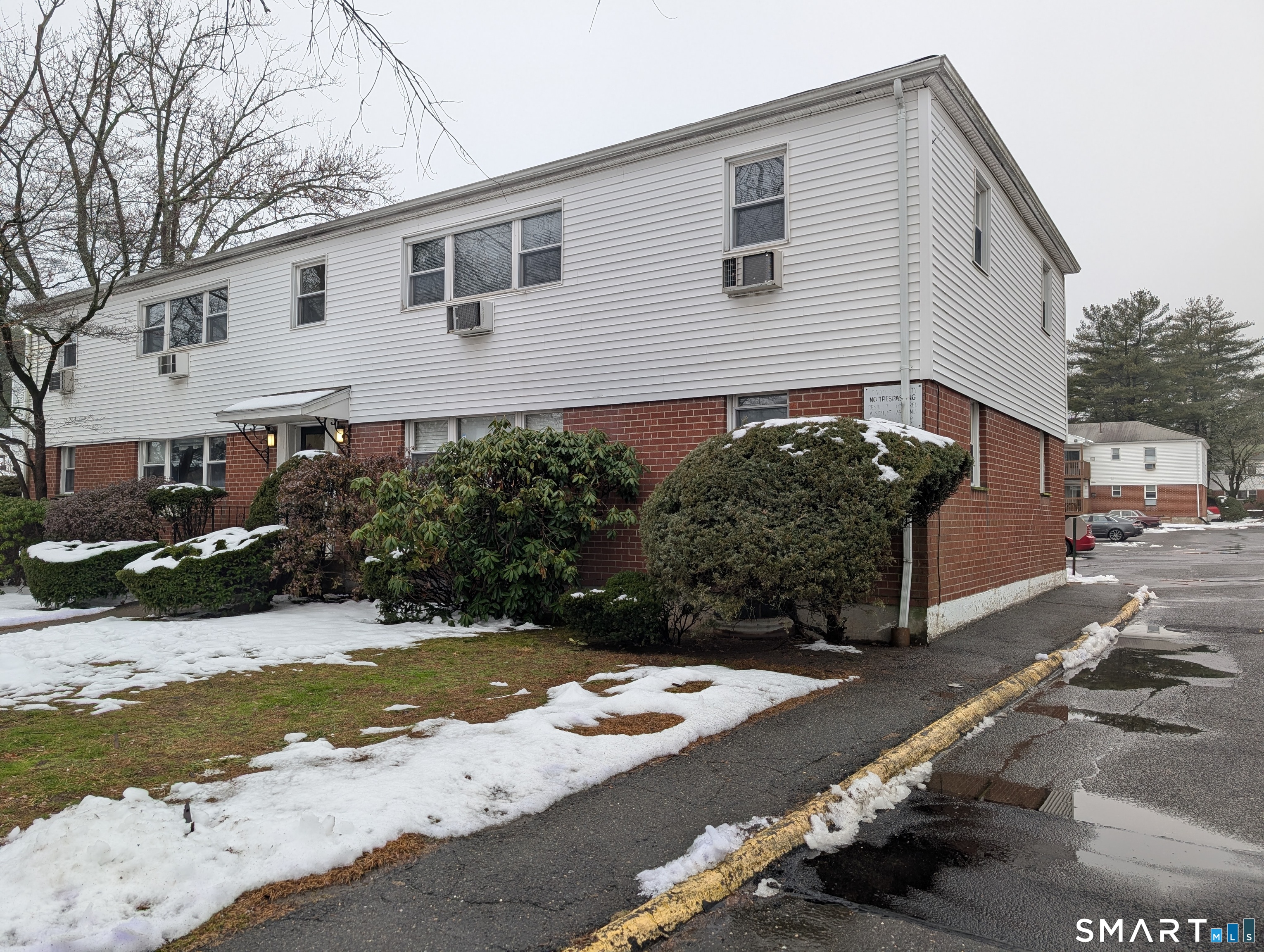 15 Cherry Hill Drive Bridgeport CT 06606