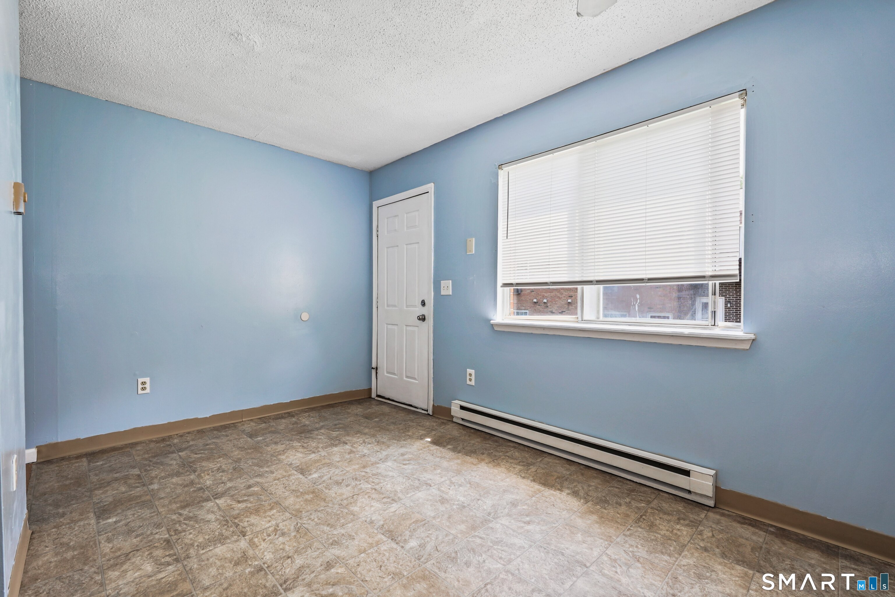 909 Hamilton Avenue Waterbury CT 06706