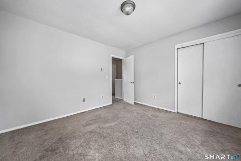 909 Hamilton Avenue Waterbury CT 06706