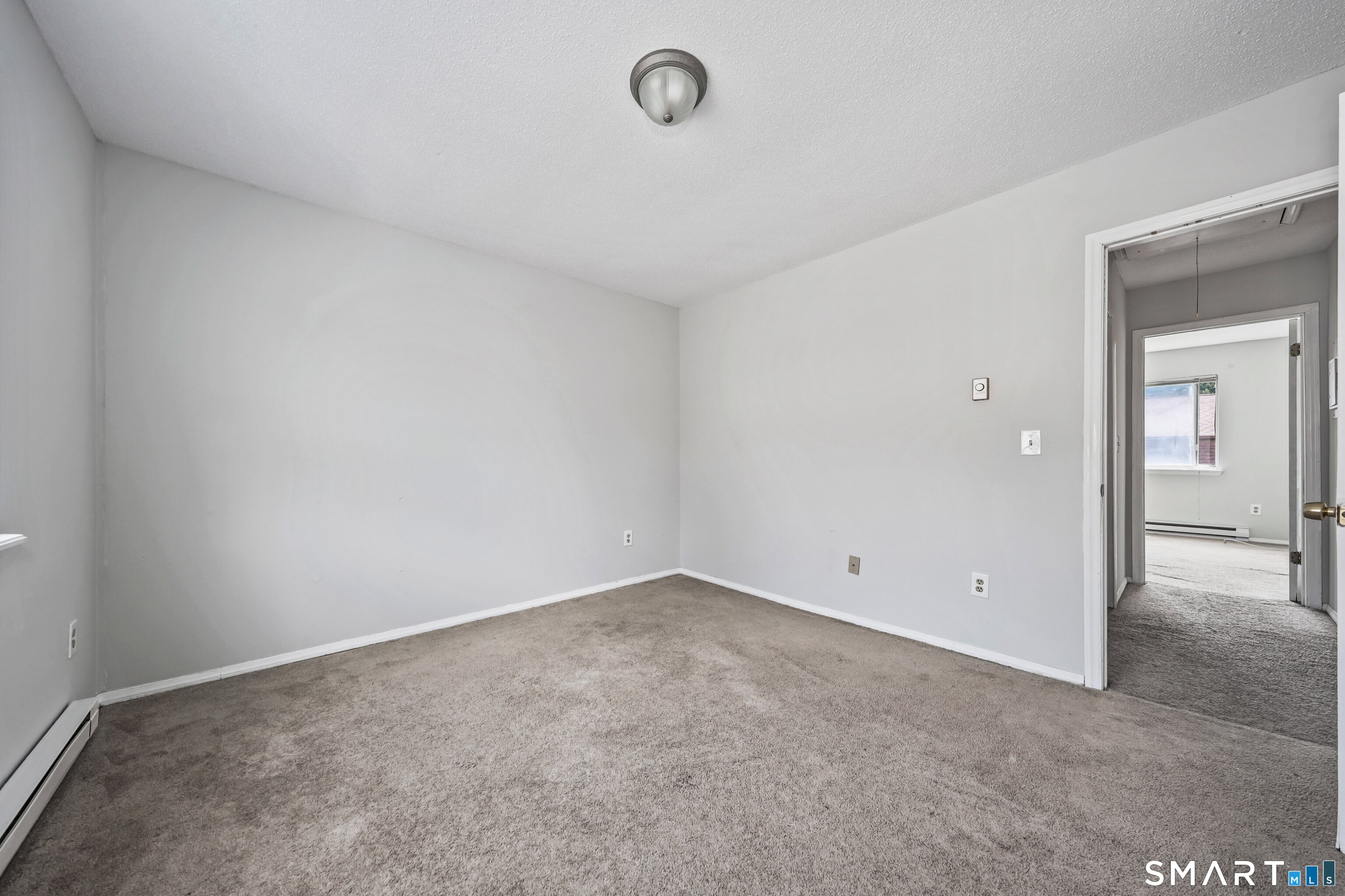 909 Hamilton Avenue Waterbury CT 06706