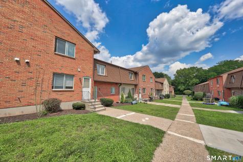 909 Hamilton Avenue Waterbury CT 06706