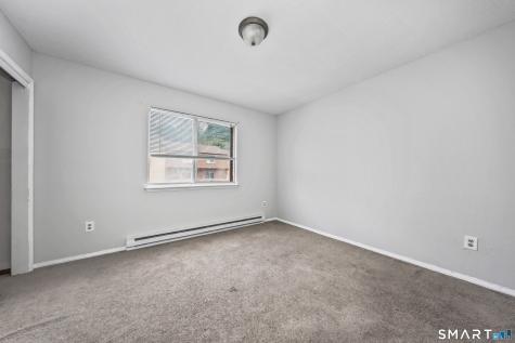 909 Hamilton Avenue Waterbury CT 06706